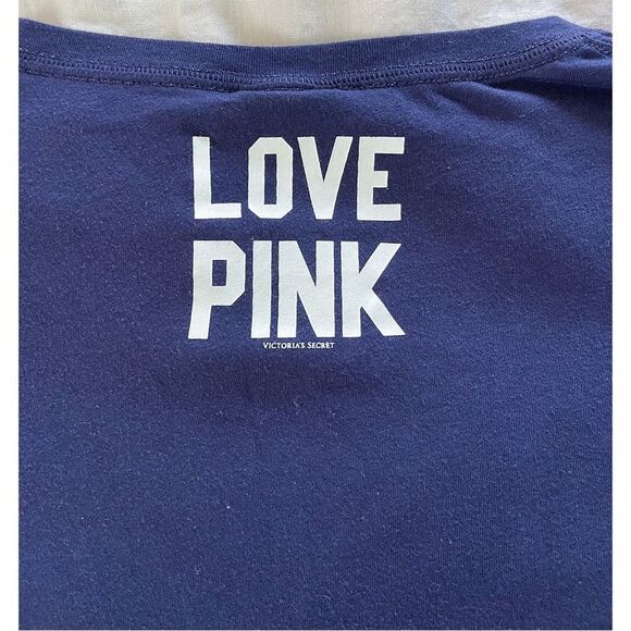 PINK Victoria's Secret MLB T Shirt | NY Yankees Short Sleeves - Picture 5 of 9